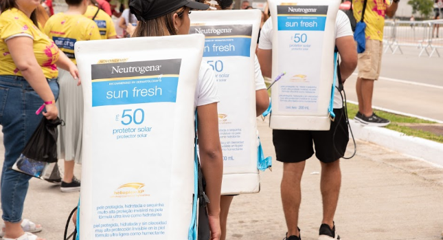 Neutrogena investe em ações e vai distribuir mais de 36 mil litros de protetor 1 Neutrogena investe em ações e vai distribuir mais de 36 mil litros de protetor