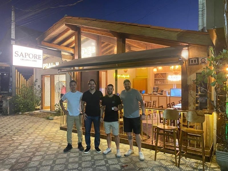 Vem chegando o verão: Sapore Gelato Caffé inaugura loja no Itaguá, em Ubatuba 4 Vem chegando o verão: Sapore Gelato Caffé inaugura loja no Itaguá, em Ubatuba