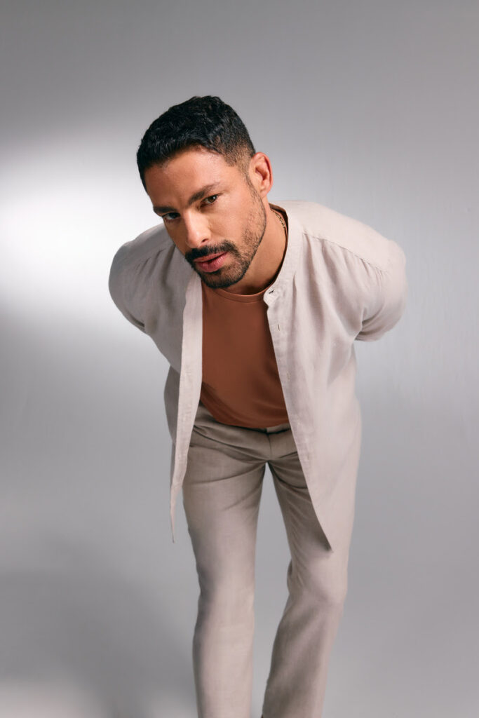 Cauã Reymond ensinar a disfarçar a decepção ao receber um presente indesejado neste fim de ano 1 Cauã Reymond ensinar a disfarçar a decepção ao receber um presente indesejado neste fim de ano