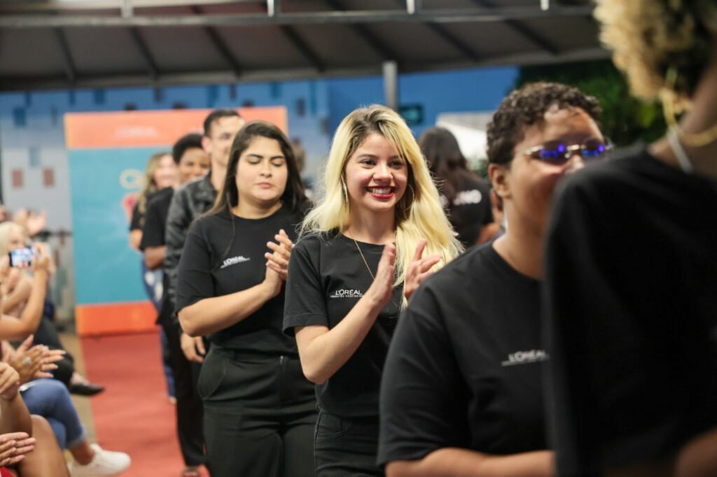 L’Oréal Produtos Profissionais e Senac-DF celebram a formatura da primeira turma do programa Geração PRO