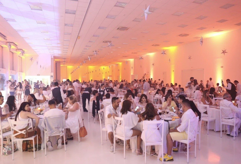 Réveillon no Wet’n Wild: diversão e conforto para toda a família com novidades exclusivas no Premium Dinner