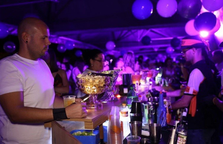 Réveillon no Wet’n Wild: diversão e conforto para toda a família com novidades exclusivas no Premium Dinner 3 Réveillon no Wet’n Wild: diversão e conforto para toda a família com novidades exclusivas no Premium Dinner
