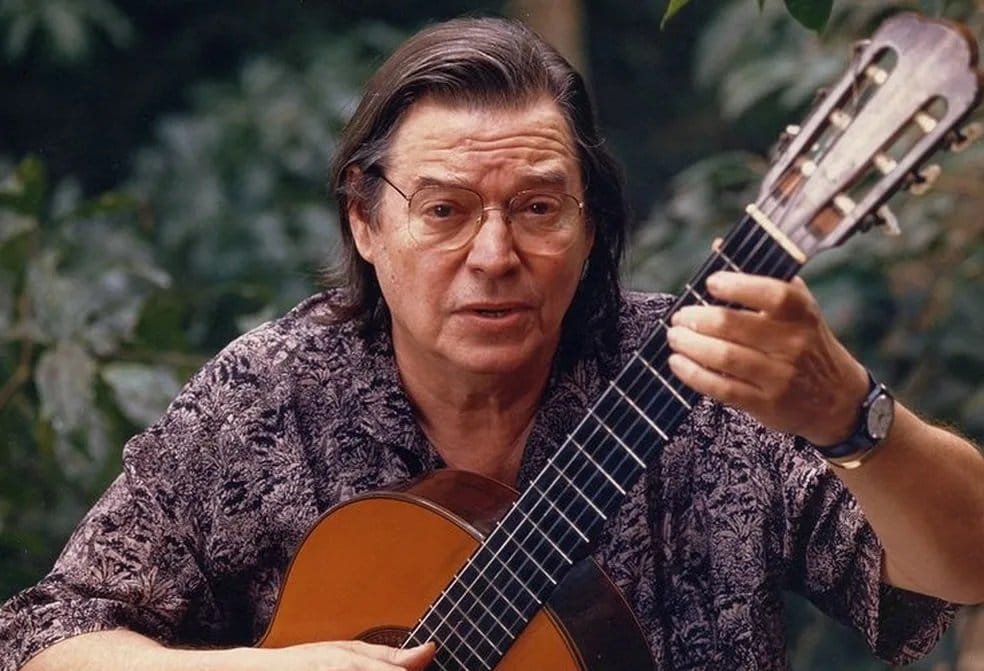 4 Tom Jobim