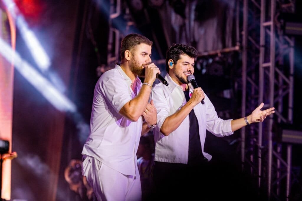 Navio Ana Castela: Com cabines esgotadas, primeiro navio da boiadeira estreia com shows de Zé Neto e Cristiano e da anfitriã