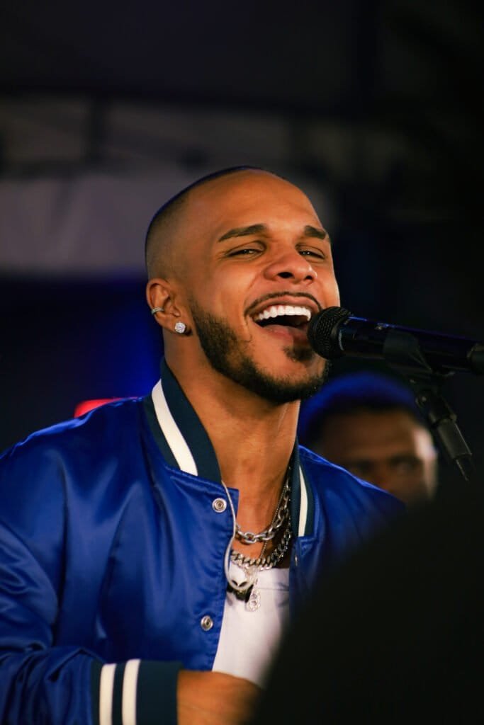 Fabinho Cred divulgacao 1 683x1024 1