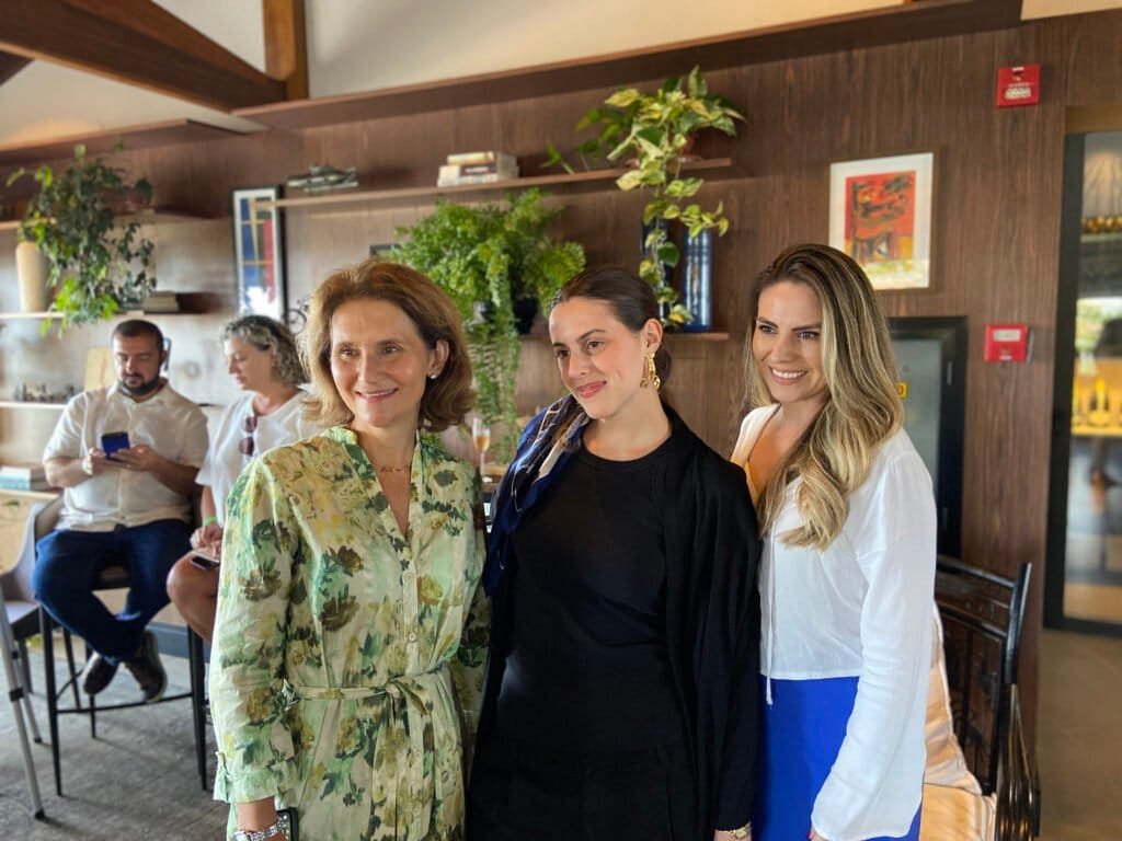 Giorgia Paladini, vice-campeã do MasterChef, destaca a importância da curadoria de ingredientes em evento gastronômico no Villa d’Ozio