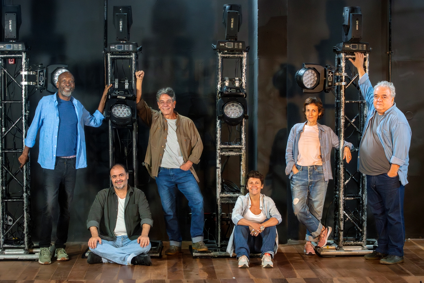 O espetáculo “Show do Gláucio apresenta o teatro aberto de Aderbal” estreia, dia 5 de fevereiro, no Teatro Glaucio Gill 1 Foto: Divulgação