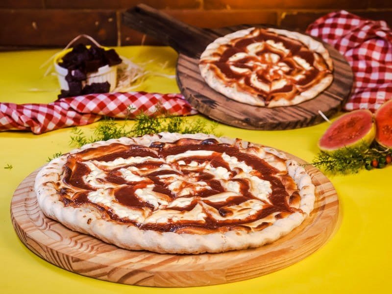 Oliver’s Pizza lança novo sabor em parceria com o filme Chico Bento