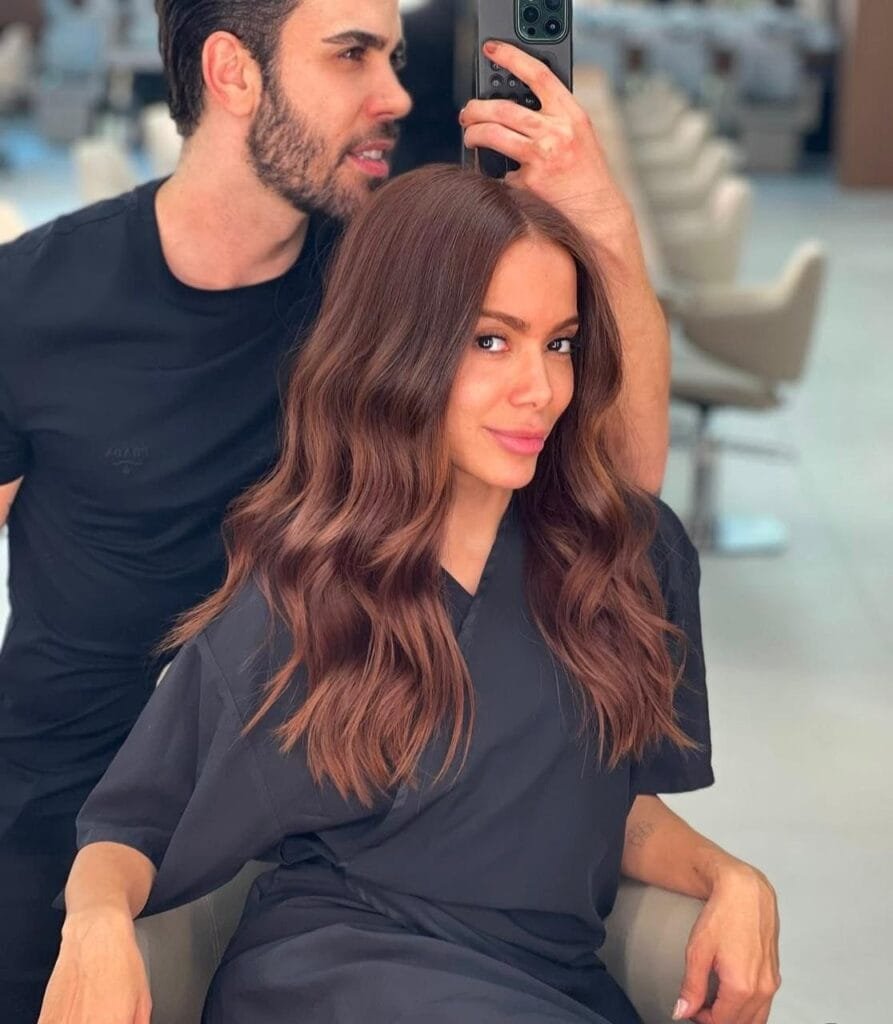 “Mocha Mousse”: Saiba mais sobre a cor do ano de 2025 e como aderir à tendência