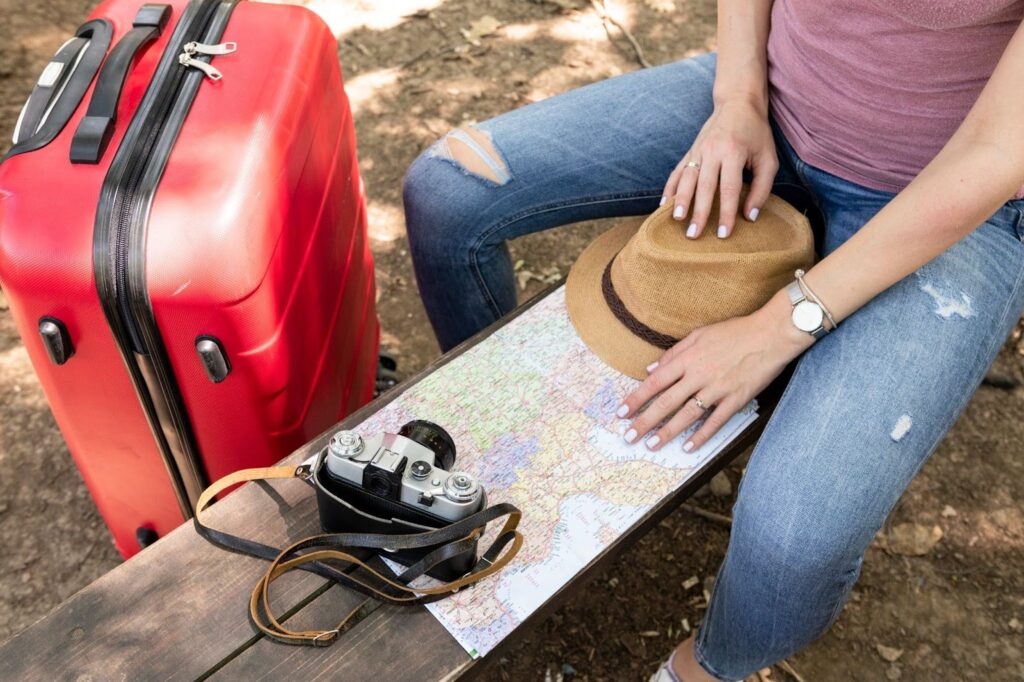 Brasileiros enfrentam novas exigências para viagens à Europa e ao Reino Unido em 2025