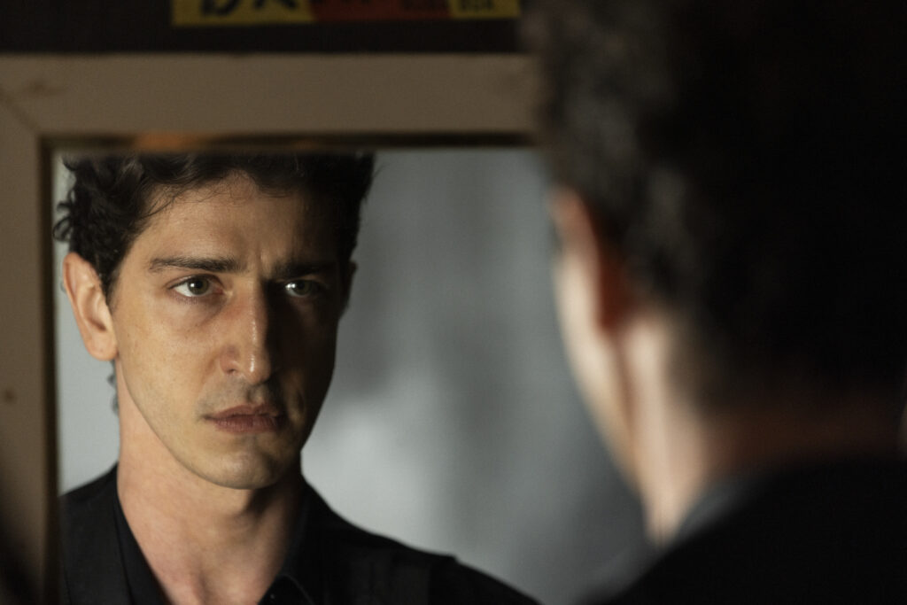 Minissérie da HBO Máscaras de Oxigênio (Não) Cairão Automaticamente será exibida na Berlinale Series Market 1 7C3A0404