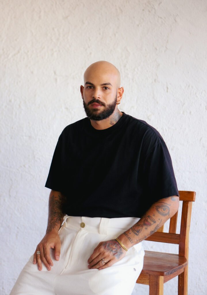 Bordados, joias corporais e detalhes em cristais: especialista dá dicas sobre como montar um look arrasador para o Carnaval