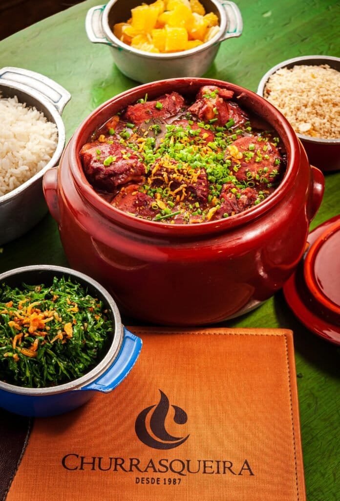 Churrasqueira Rio apresenta feijoada mineira todas as sextas