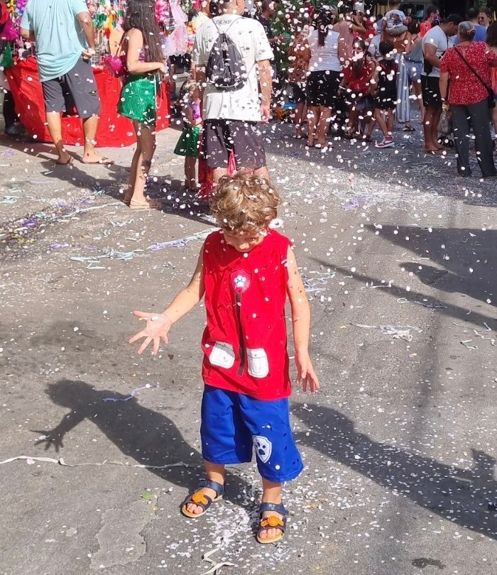 Carnaval 2025: como tornar a folia mais confortável para crianças com TEA?