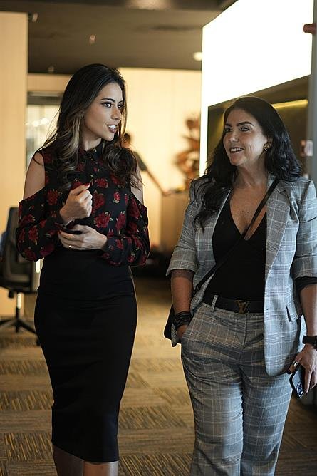 Luxo Concreto: O Novo Podcast de Sophia Martins Explora o Luxo Além da Superfície