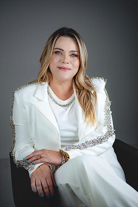 Luciana Geraldi, de Piracicaba, celebra 30 anos de inovação e inspiração no mundo contábil