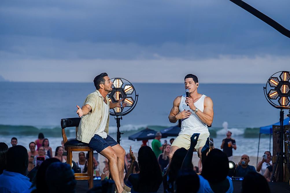 Henrique e Diego gravam DVD surpresa em Maresias com faixas inéditas , releituras e participação especial 1 Henrique e Diego gravam DVD surpresa em Maresias com faixas inéditas , releituras e participação especial