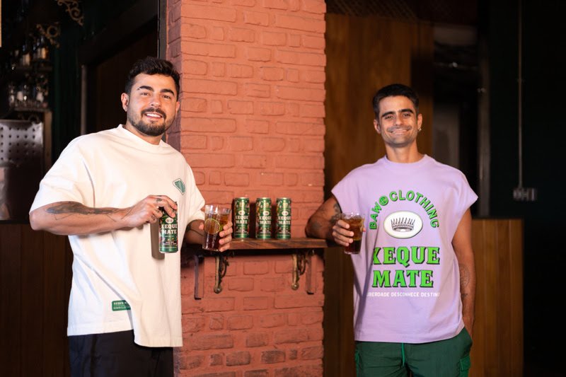 Baw e Xeque Mate lançam collab inédita unindo moda e Carnaval 2 Baw e Xeque Mate lançam collab inédita unindo moda e Carnaval