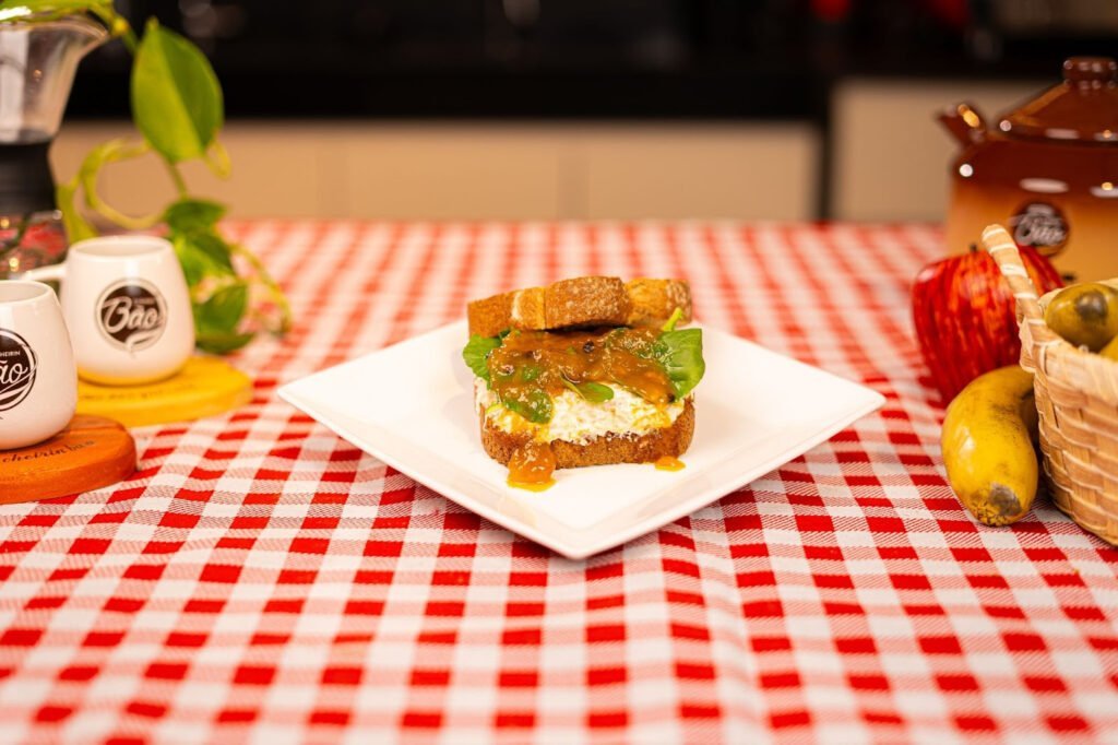 Rede de cafeterias Cheirin Bão apresenta sanduíches refrescantes que são a cara do verão