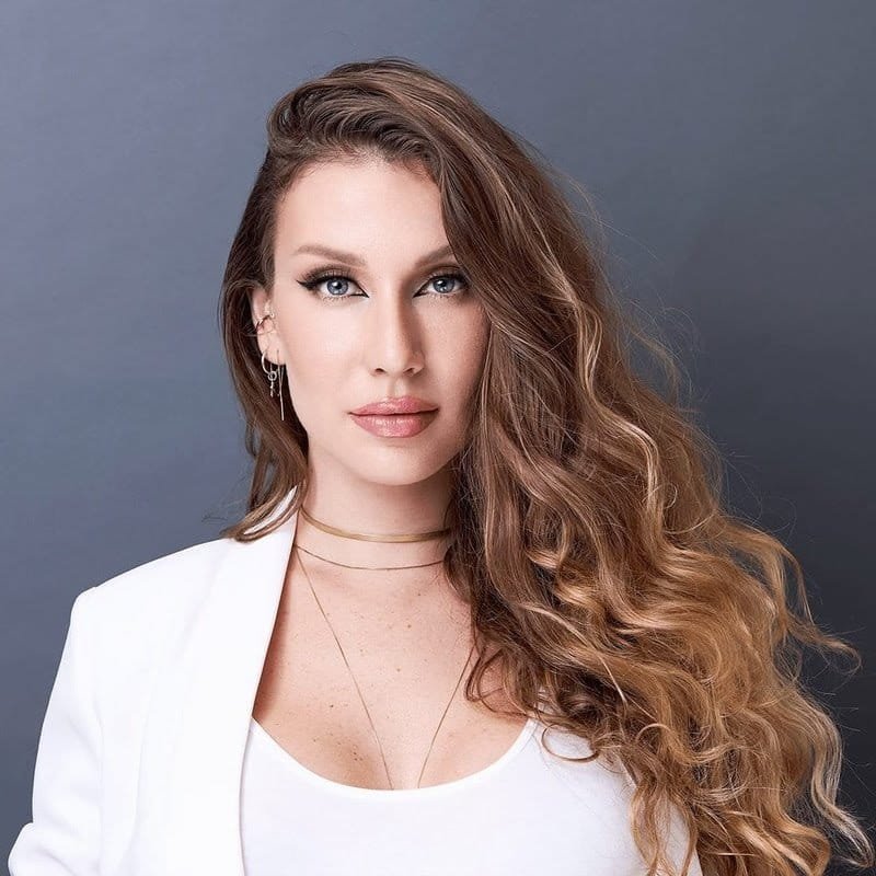 Lord Perfumaria promove masterclass com a maquiadora e fotógrafa Isabel de Santis