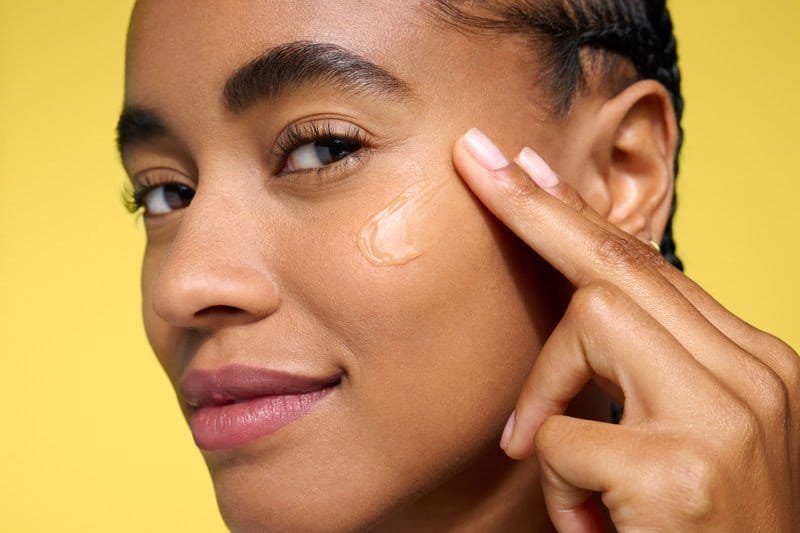 Garnier lança hidratante Toque Seco com recordes em investimentos da história da marca