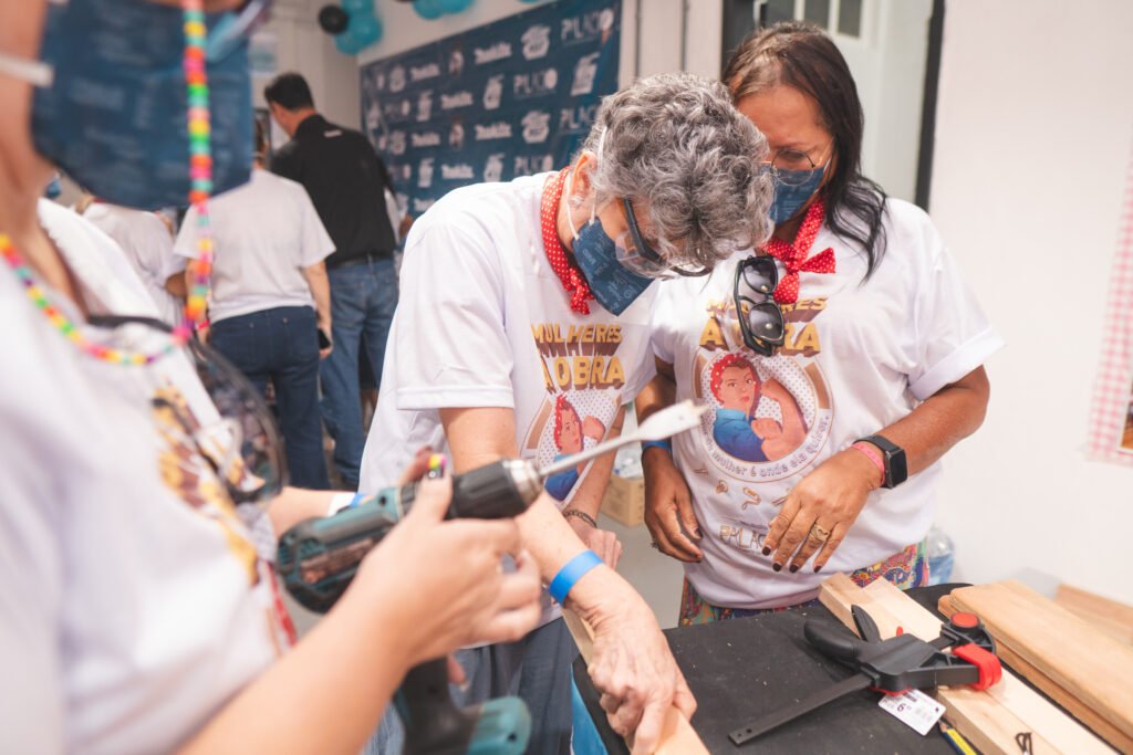 Dia 15 de março aula de elétrica no novo Centro de Treinamento no Centro do Rio