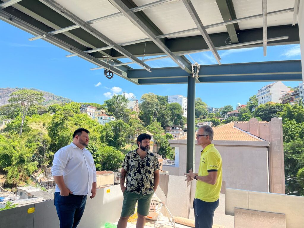 K’Dea Construtora recebe visita técnica da Saint-Gobain na obra da Casa Santa Tereza