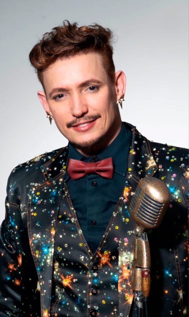 Ricky Vallen celebra aniversário com show especial no Teatro Rival Petrobras, nesta sexta-feira, no Rio de Janeiro