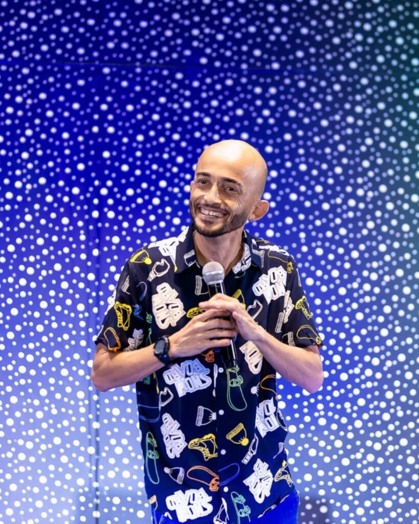 Paulinho Gogó encerra festival de humor no Qualistage 1 Thiago Bobs (2)