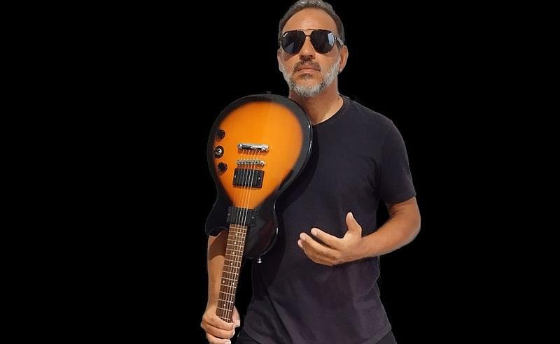 Poemas contra o capacitismo: goiano apresenta lirismo da MPB experimental ao público baiano