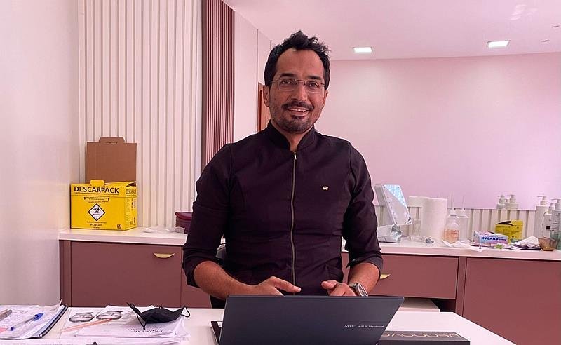 Dr. Everton Marques: Referência em harmonização facial e excelência em resultados naturais