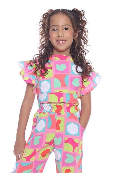 Lorena Leal: Talento, Elegância e Movimento em Cada Passo