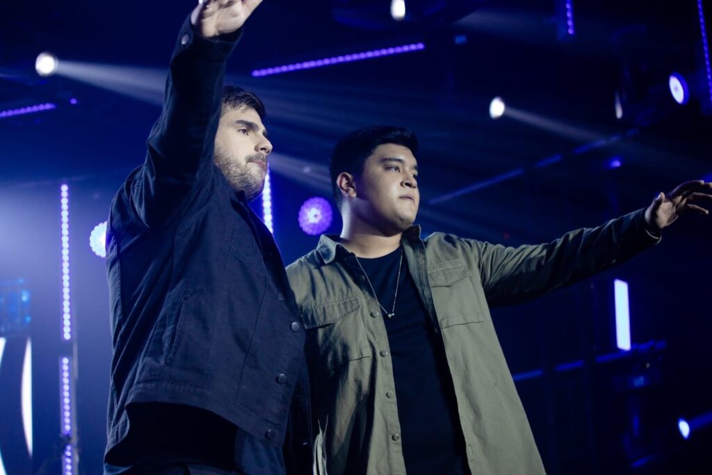 Dupla Mauro & Matheus lança feat com Lucca & Matheus e grava novo DVD em Londrina