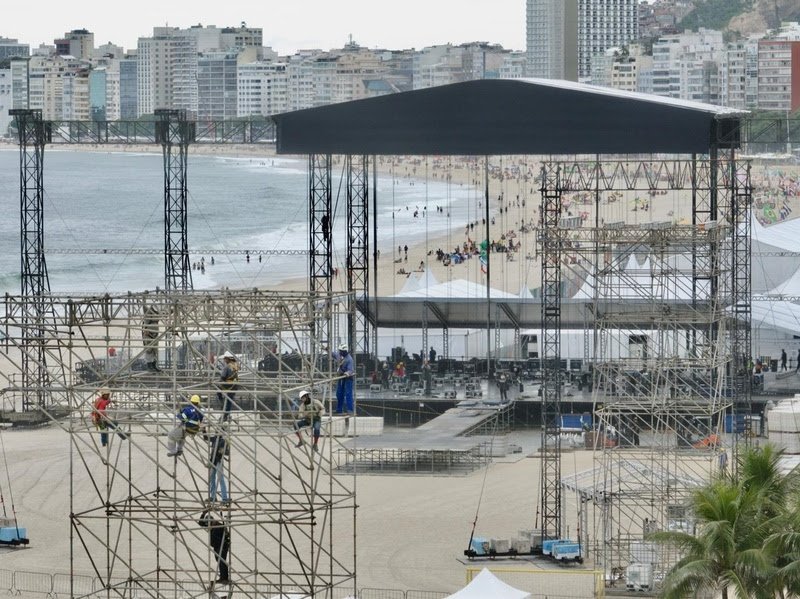 Lady Gaga fará show histórico gratuito em Copacabana 1 Lady Gaga fará show histórico gratuito em Copacabana