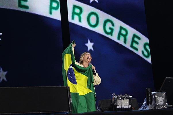Histórico! Marcha Para Jesus do Rio de Janeiro reúne mais de 300 mil pessoas na Praça da Apoteose