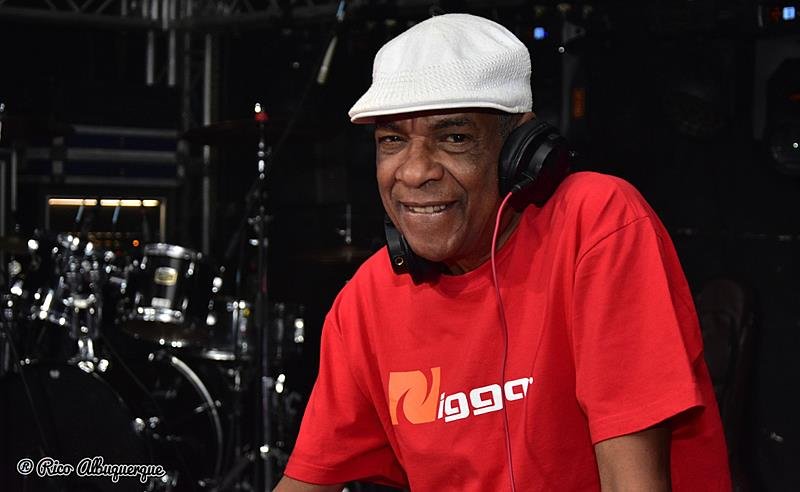 Sábado (17), tem a comemoração do aniversário de 35 anos do Baile de Charme do Viaduto de Madureira