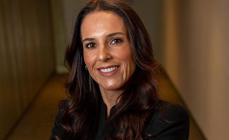 Rafaela de La Lastra, do salão à televisão: Empresária de sucesso estreia como apresentadora na NGT