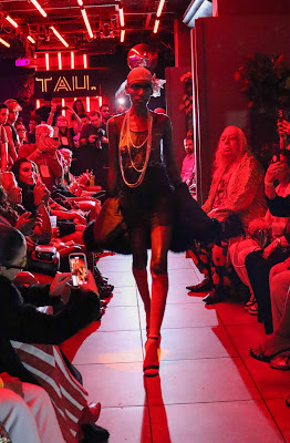 Desfile da San Martini: Uma Onda de Conscientização e Estilo no Coração do Rio 3 Desfile da San Martini: Uma Onda de Conscientização e Estilo no Coração do Rio