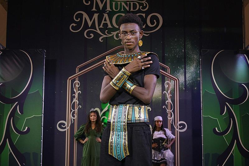Evento de moda encanta público com fim de semana de moda e fantasia em São Paulo