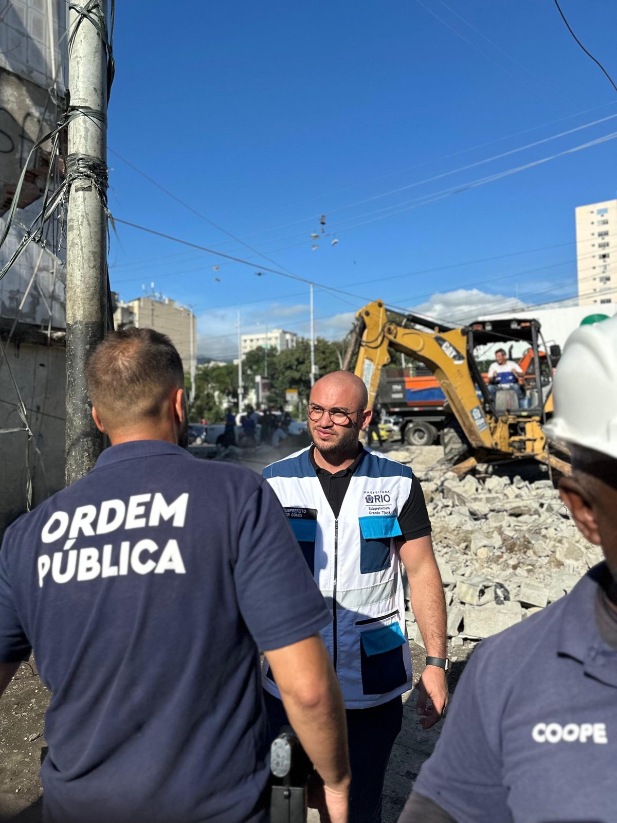 Subprefeitura e Seop realizam operação em ferro-velho ilegal no Maracanã 2 Subprefeitura e Seop realizam operação em ferro-velho ilegal no Maracanã