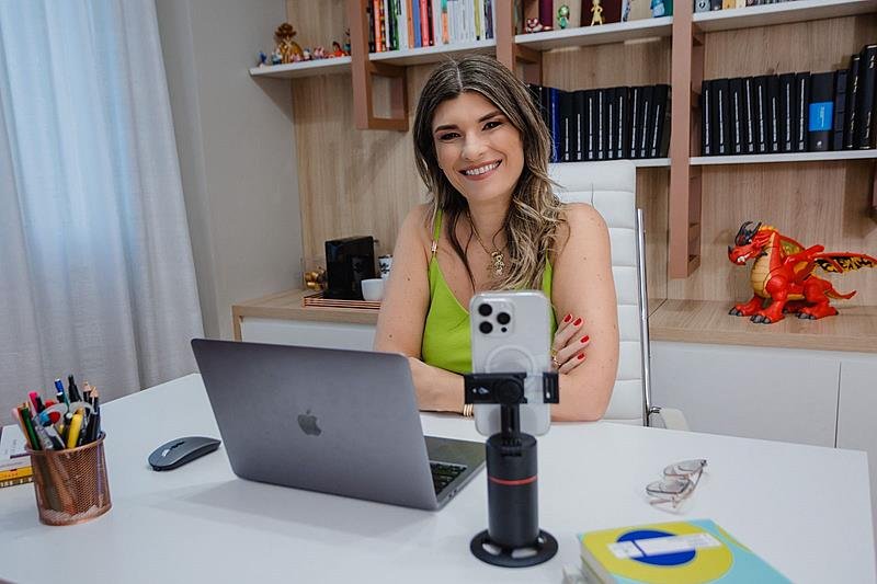 Psicóloga Renata Camargo lança comunidade online voltada para mães de adolescentes nesta quinta-feira, 8 de maio
