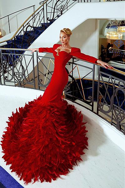 Michele Heiden, Miss Brasil Woman 2025, brilha no red carpet em Cannes