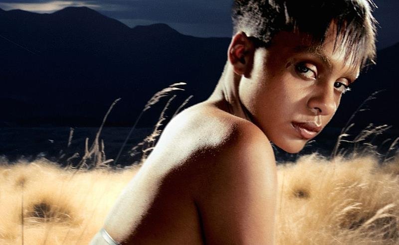 Crystal Murray lança remix de “PAYBACK” com TRIZ e Victor WAO, unindo Europa e Brasil em uma colaboração poderosa