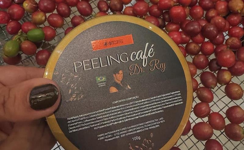 O poder do café: da xícara ao skincare, o ingrediente que conquistou a medicina e a beleza