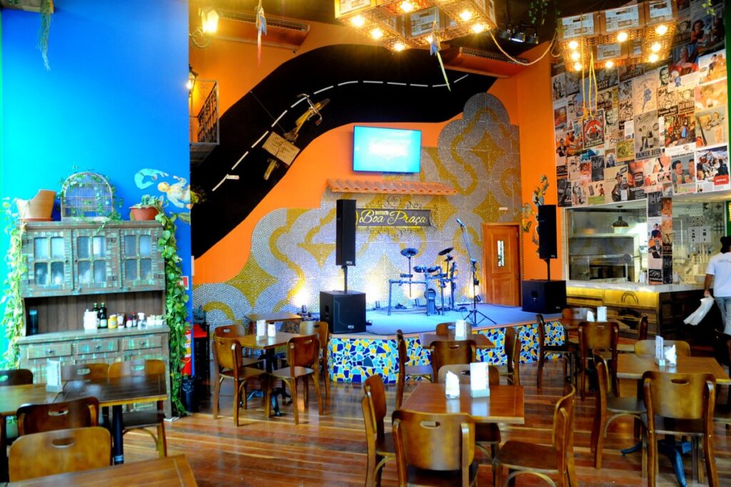 Boa Praça Niterói volta com feijoada e nova agenda musical