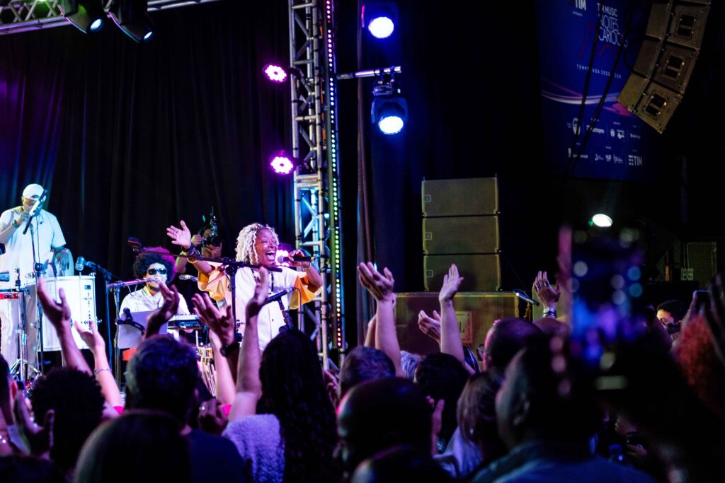 TIM Music Noites Cariocas abre 2025 com samba e rock 2 TIM Music Noites Cariocas abre 2025 com samba e rock