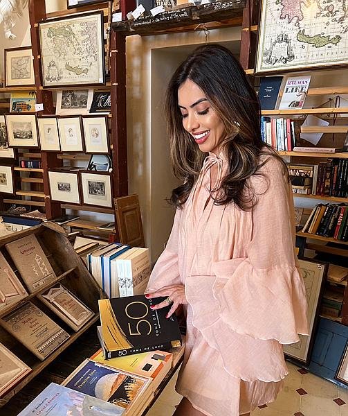 Santorini, Engenharia e 50 Tons de Luxo: Sophia Martins é convidada pela Lamda Developer para imersão internacional sobre construção inteligente e liderança feminina