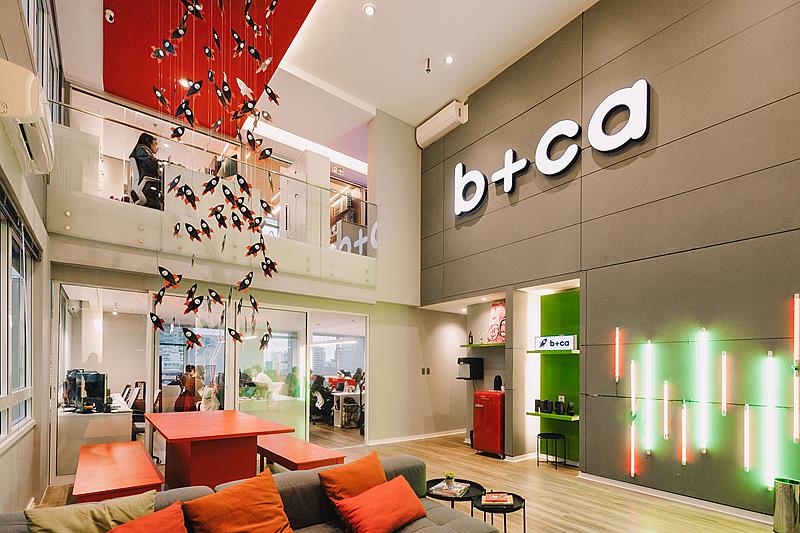 b+ca completa 10 anos e se destaca em coberturas realtime de eventos
