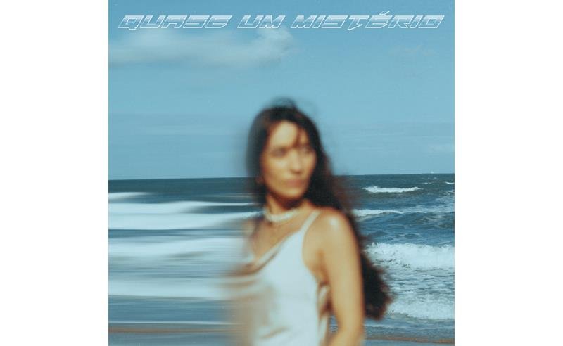 Laura Rogalli fala sobre a plenitude do amor em seu novo single “Quase Um Mistério”