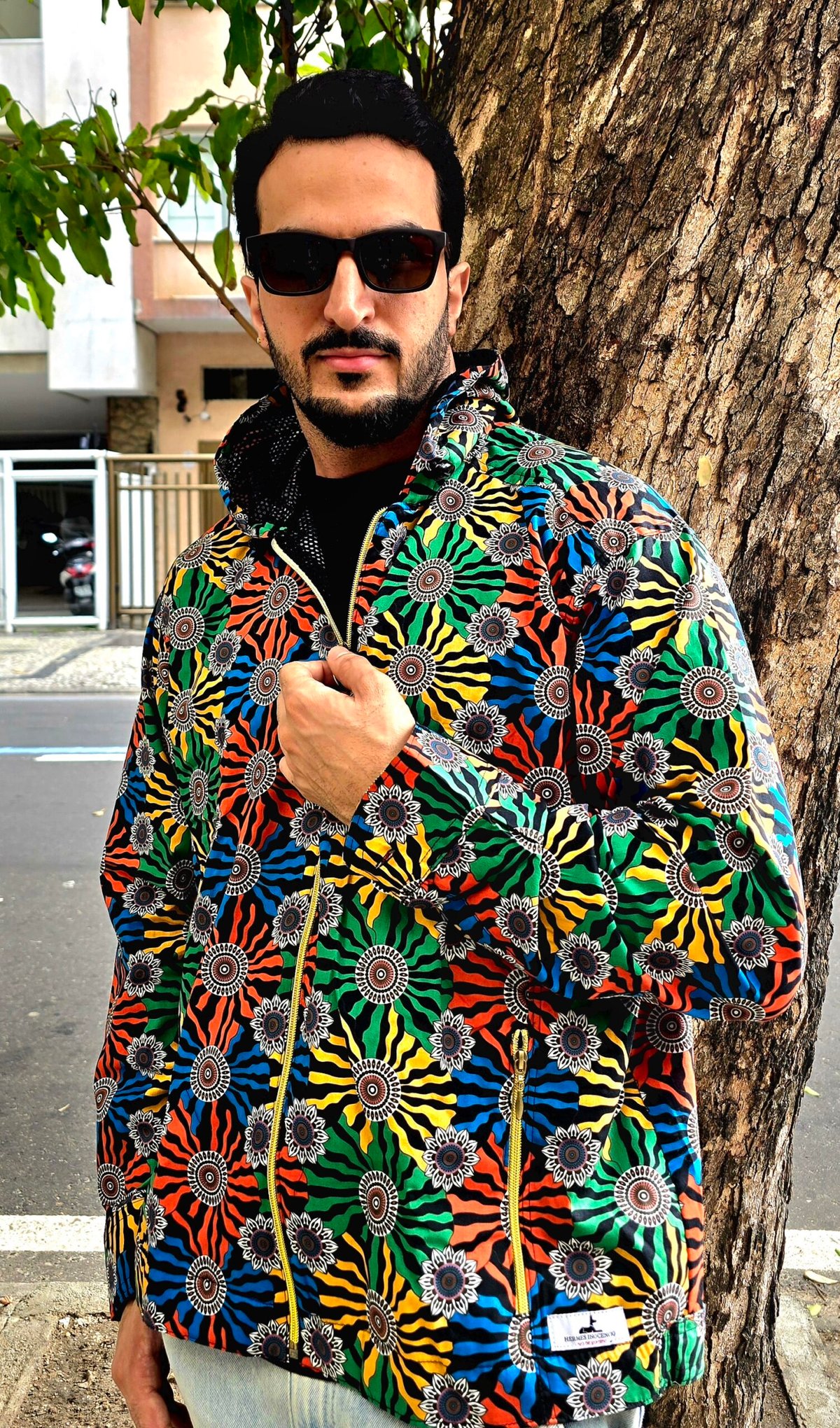 O excêntrico inverno de Hermes Inocencio surpreende na moda 2 O excêntrico inverno de Hermes Inocencio surpreende na moda